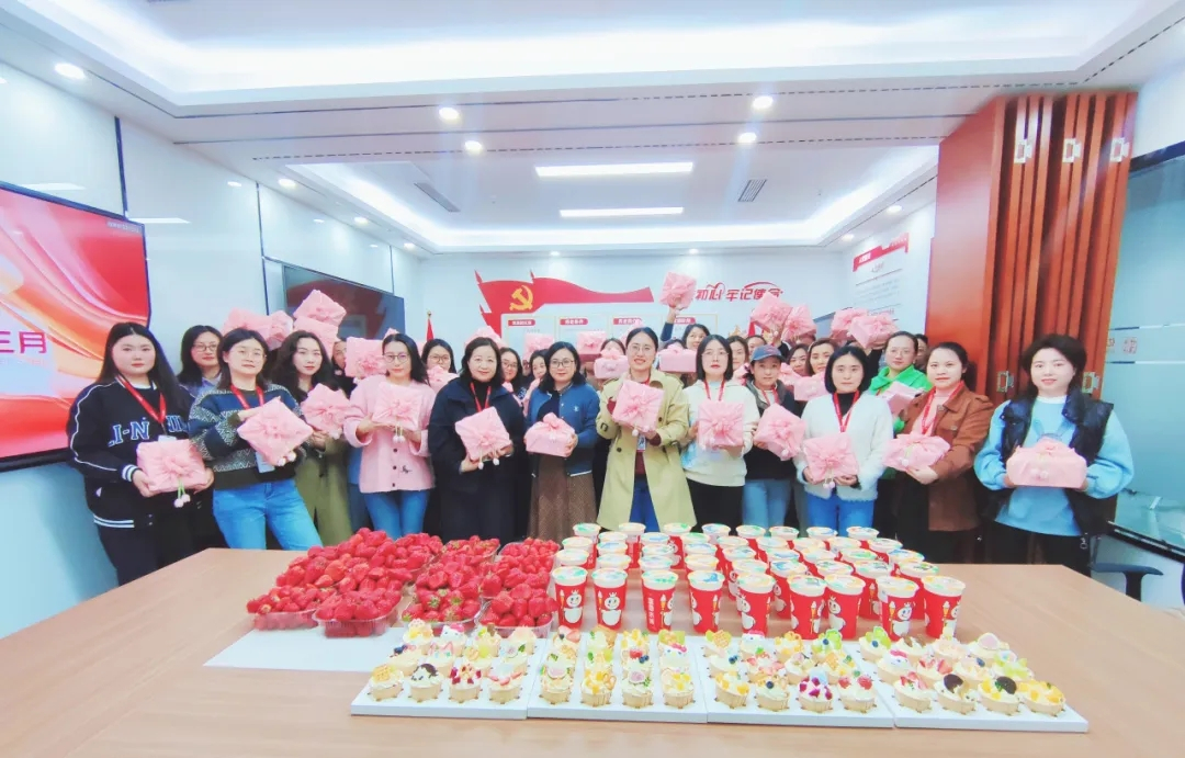 流光溢彩，芳华三月 ▏3月8日国际劳动妇女节